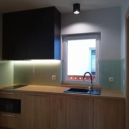 4 Sowy アパート シュツァブニツァ